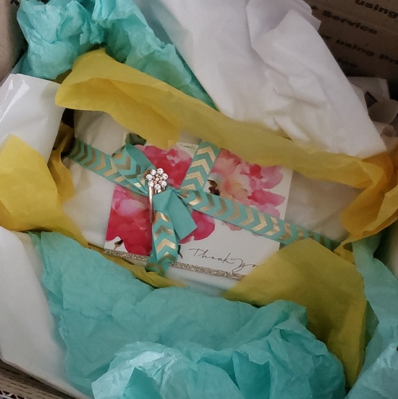 Closing out! Make and offer... - Picture 1 of 1